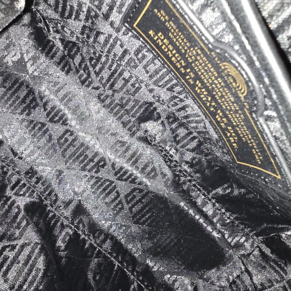 Kurt Geiger Small Metallic Boston Quilted Crossbody Bag - Picture 10 of 11